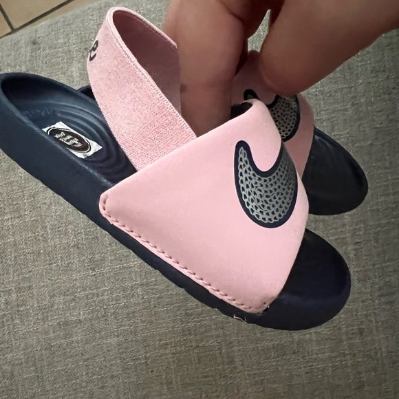 RUN SMALL baby girl NIKE slides - Picture 3 of 6